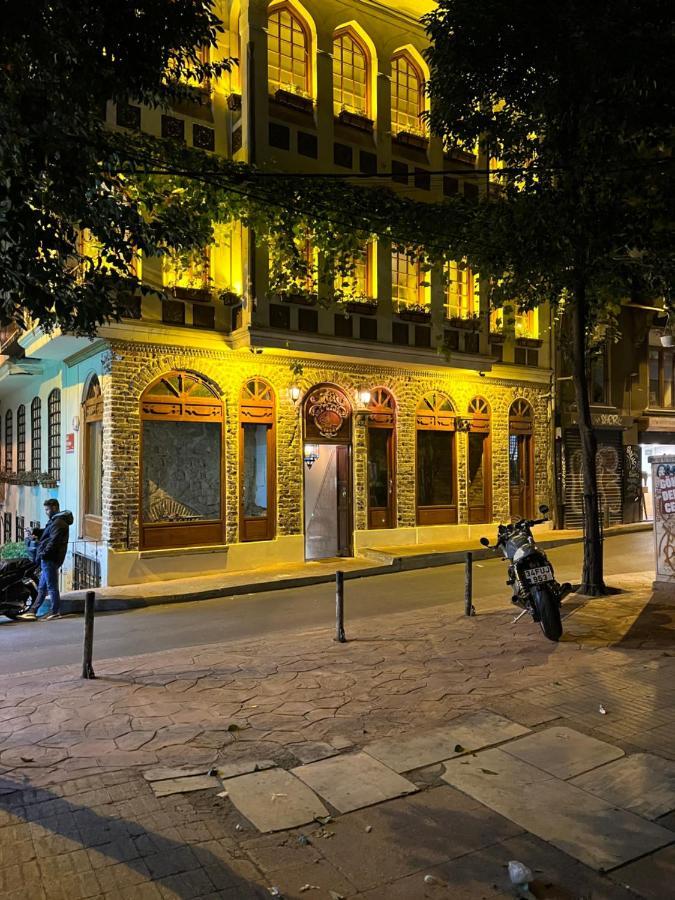イスタンブールCentrally Located, 2+1 House In Taksim, Cihangirアパートメント エクステリア 写真
