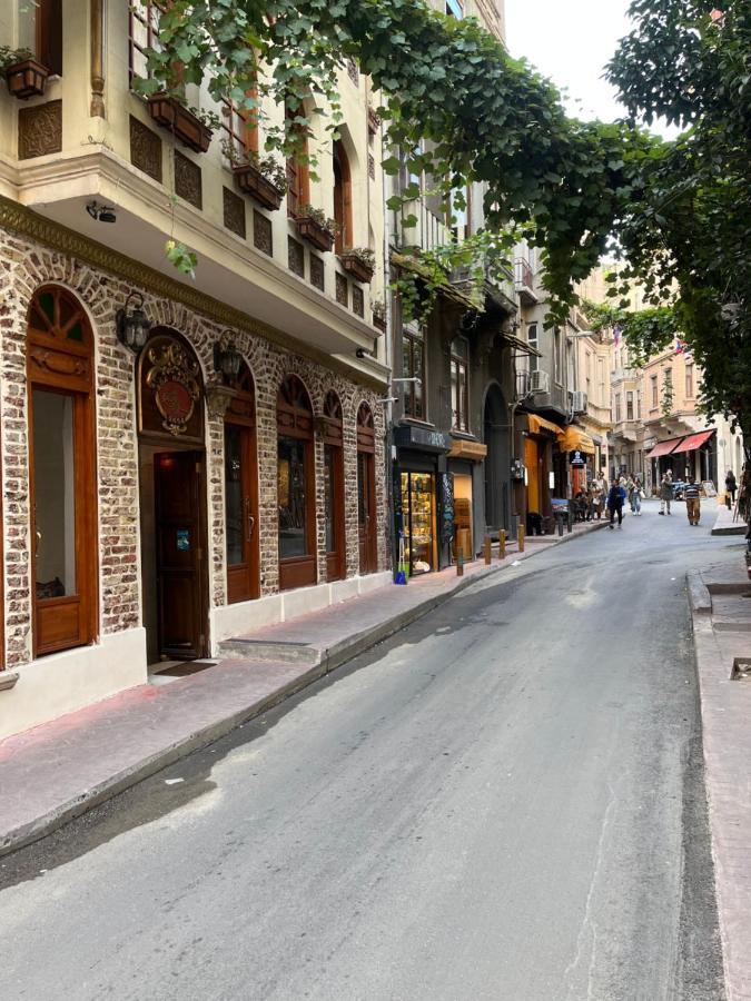 イスタンブールCentrally Located, 2+1 House In Taksim, Cihangirアパートメント エクステリア 写真