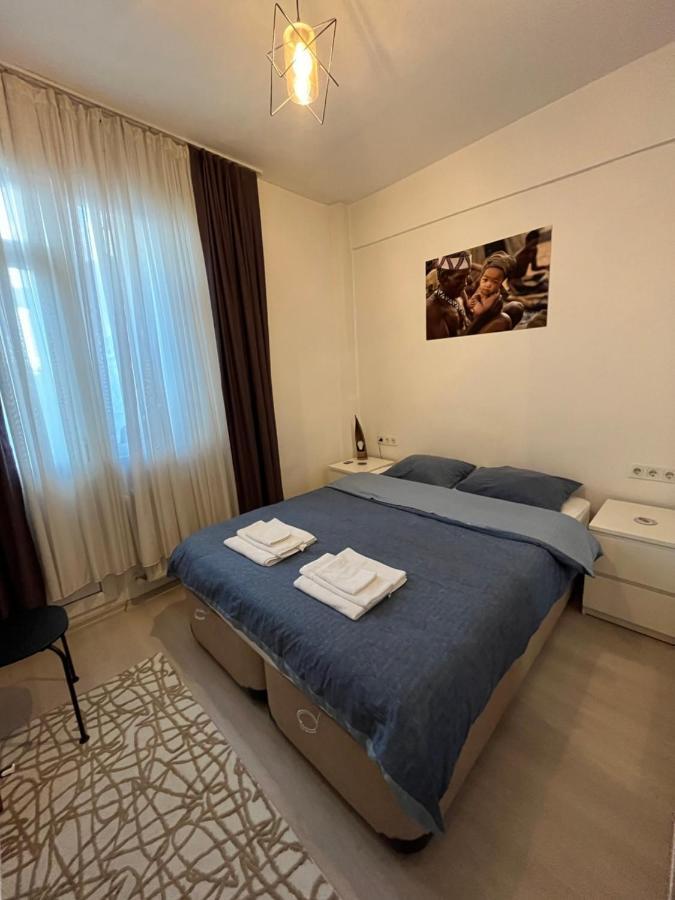 イスタンブールCentrally Located, 2+1 House In Taksim, Cihangirアパートメント エクステリア 写真