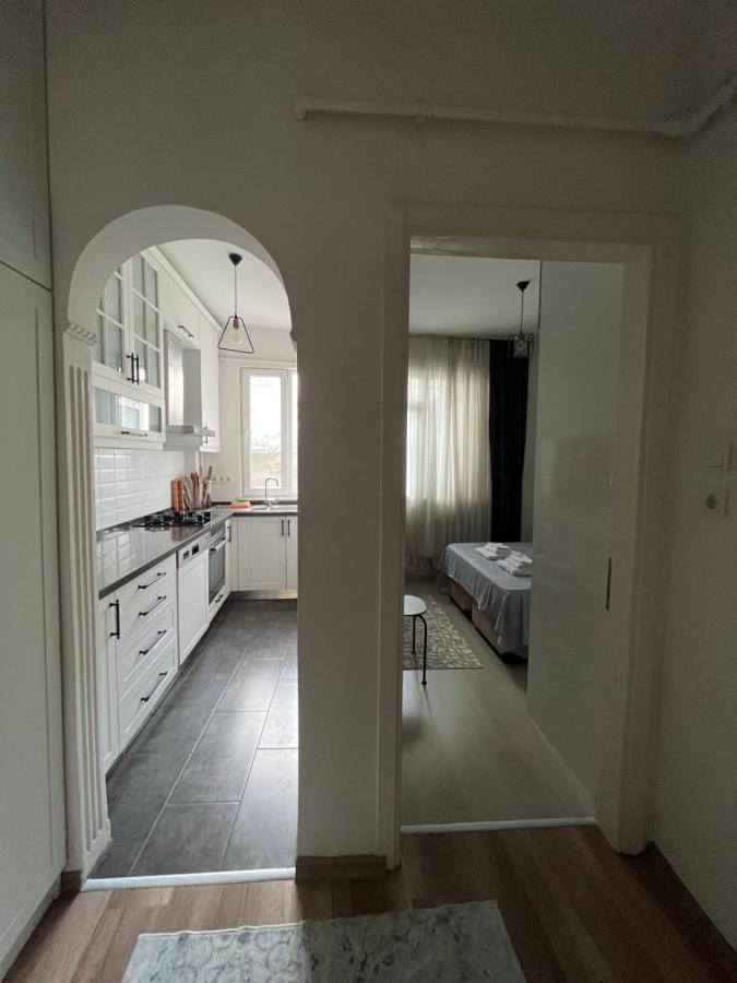 イスタンブールCentrally Located, 2+1 House In Taksim, Cihangirアパートメント エクステリア 写真