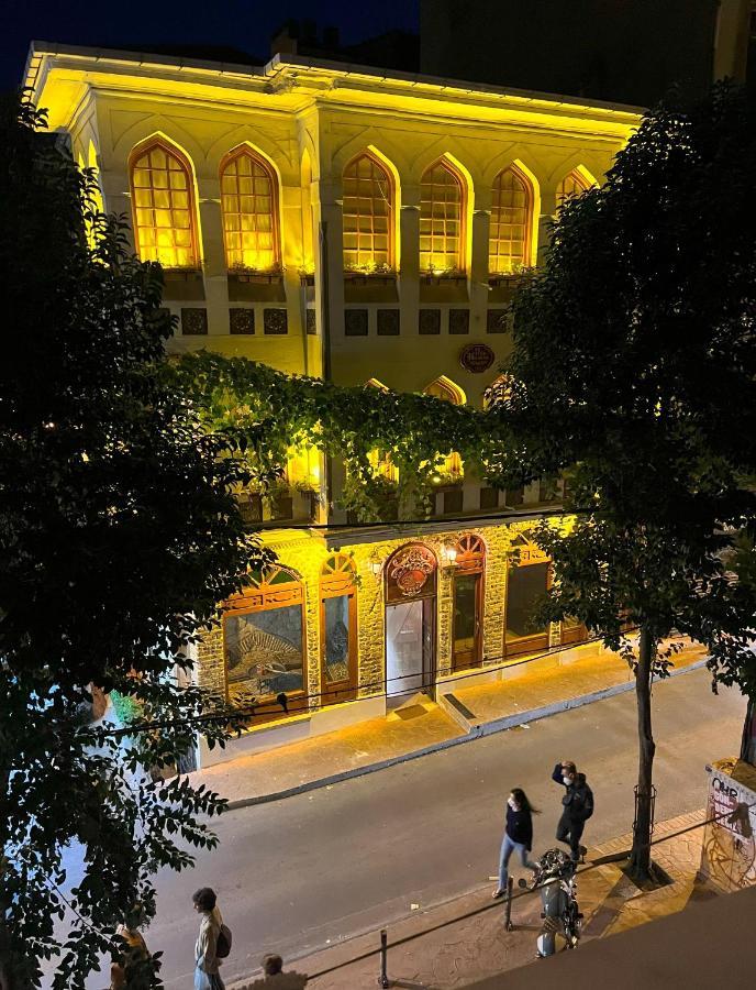 イスタンブールCentrally Located, 2+1 House In Taksim, Cihangirアパートメント エクステリア 写真