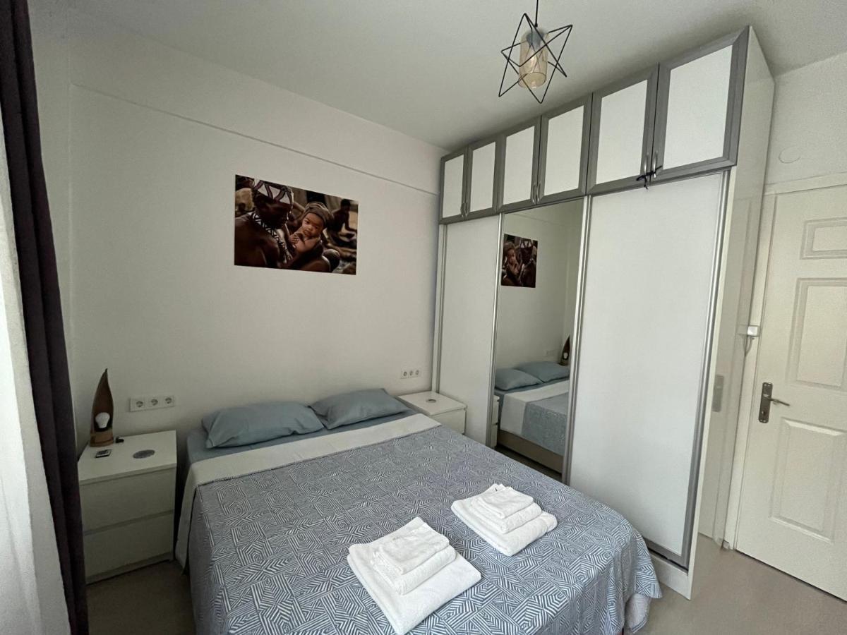 イスタンブールCentrally Located, 2+1 House In Taksim, Cihangirアパートメント エクステリア 写真